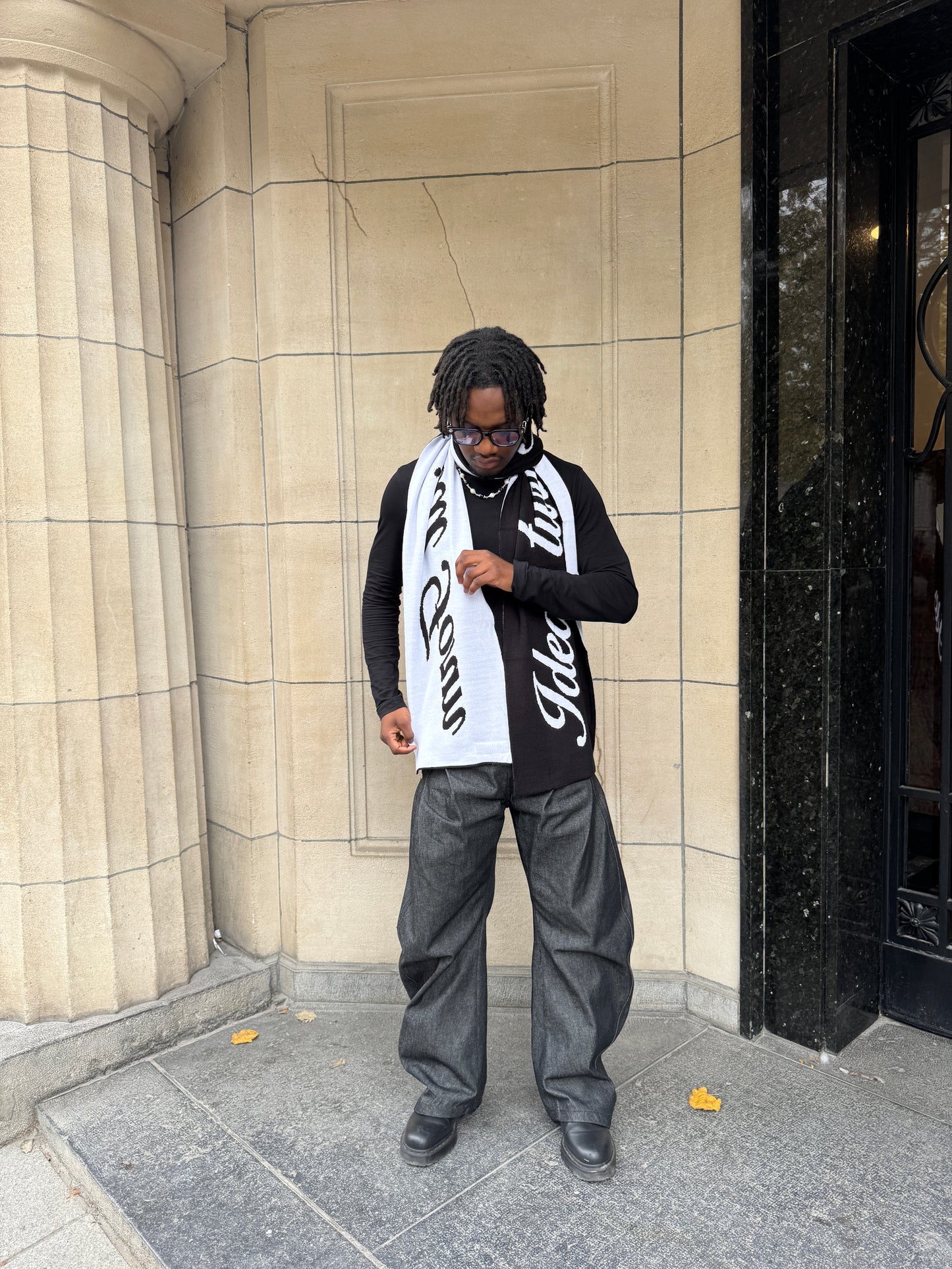 Quote Scarf - Black